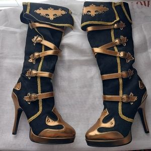 Hot Topic Black & Gold Heeled Buckle Boots
